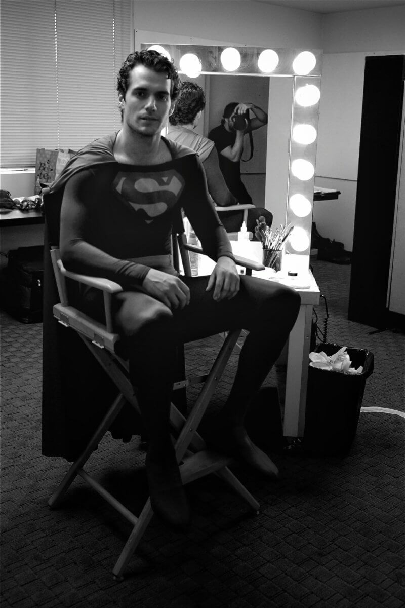 http://batman-news.com/2017/04/07/henry-cavill-christopher-reeve-superman-costume/