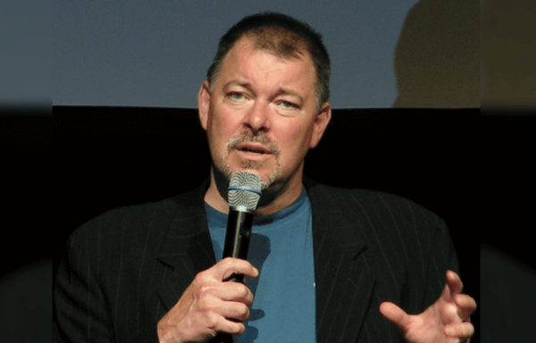 Jonathan Frakes