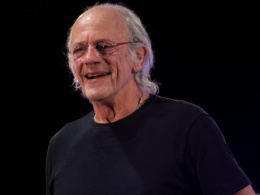 『バック・トゥ・ザ・フューチャー』ドク役クリストファー・ロイド、続編あれば「出たい」 ― 監督「制作はありえない」