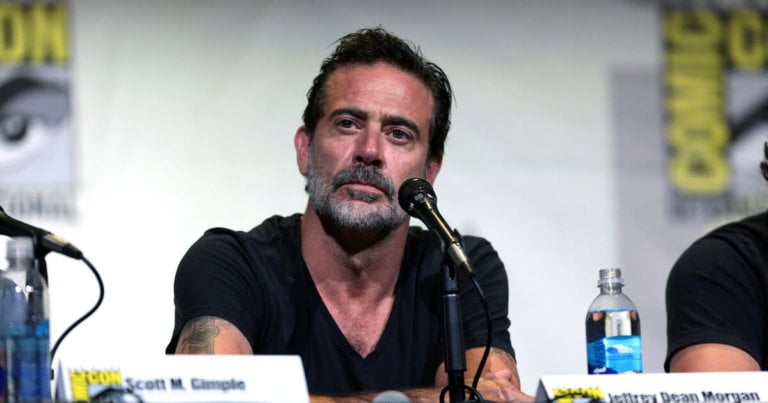 『バットマン vs スーパーマン』父親トーマス・ウェイン役俳優、今でもバットマン演じたい ─ 「やらせてもらえる機会があるのなら」