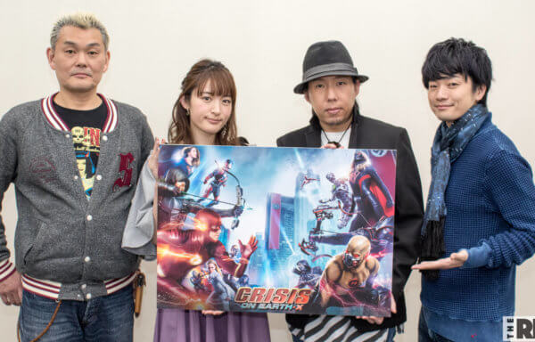 「クライシス・オン・アースX」「SUPERGIRL/スーパーガール」カーラ・ゾー＝エル/スーパーガール役の小松未可子、「ARROW/アロー」オリバー・クイーン/グリーンアロー役の日野聡、「THE FLASH/フラッシュ」バリー・アレン/フラッシュ役の福山潤、「レジェンド・オブ・トゥモロー」ミック・ローイ/ ヒートウェーブ役の江川央生「クライシス・オン・アースX」「SUPERGIRL/スーパーガール」カーラ・ゾー＝エル/スーパーガール役の小松未可子、「ARROW/アロー」オリバー・クイーン/グリーンアロー役の日野聡、「THE FLASH/フラッシュ」バリー・アレン/フラッシュ役の福山潤、「レジェンド・オブ・トゥモロー」ミック・ローイ/ ヒートウェーブ役の江川央生「クライシス・オン・アースX」「SUPERGIRL/スーパーガール」カーラ・ゾー＝エル/スーパーガール役の小松未可子、「ARROW/アロー」オリバー・クイーン/グリーンアロー役の日野聡、「THE FLASH/フラッシュ」バリー・アレン/フラッシュ役の福山潤、「レジェンド・オブ・トゥモロー」ミック・ローイ/ ヒートウェーブ役の江川央生
