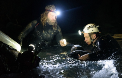 THE CAVE サッカー少年救出までの18日間