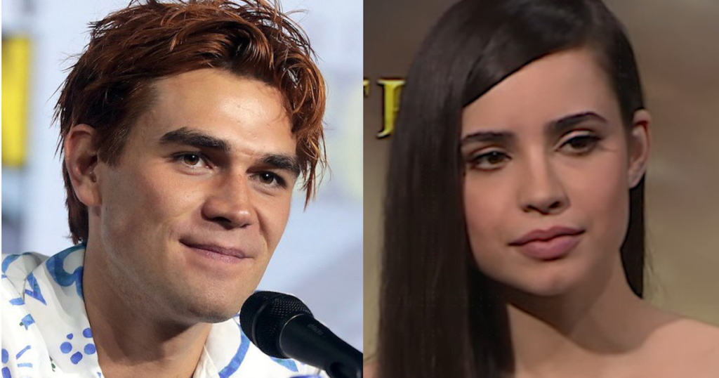 K・J・アパ　KJ Apa ソフィア・カーソン sophia carson