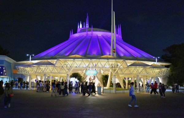 スペース・マウンテン space mountain