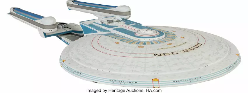 スタートレック」U S S エクセルシオールNCC-2000／プレイメイツ社製