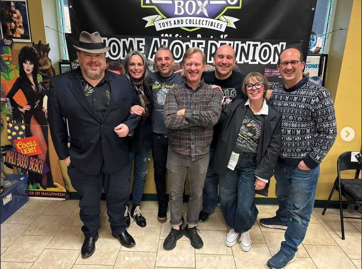 ホーム・アローン』マカリスター家が30年ぶり再会 ─ 大人になった現在