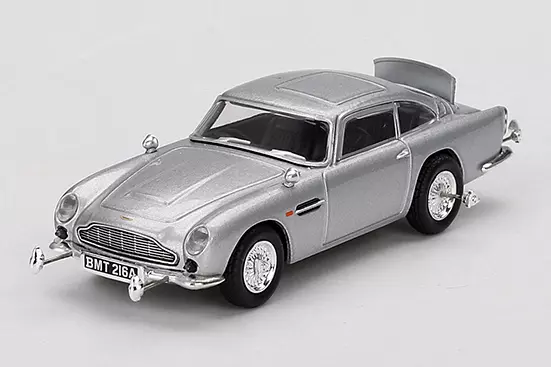 007／ゴールドフィンガー』ボンド・カーがミニカー化 ─ デザイン忠実