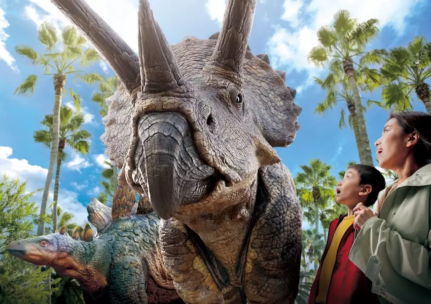 USJ『ジュラシック・ワールド・ジャーニー』開催 ─ 恐竜たちと