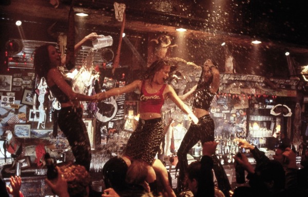 コヨーテ・アグリー