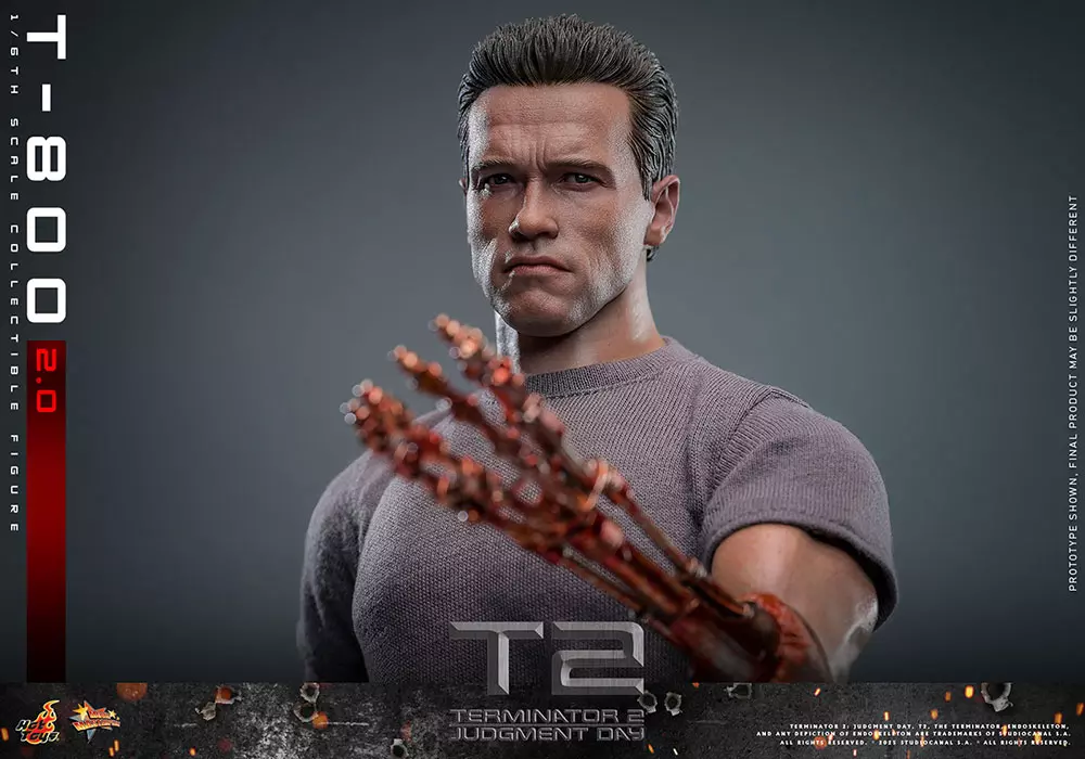 ターミネーター2』シュワちゃんのT-800、本革ジャケットの超