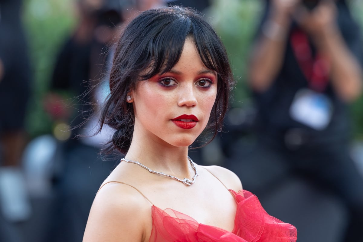 新品未開封 輸入盤 レコード ウェンズデー ジェナオルテガ ↓最後まで↓ Jenna_Ortega-63800.jpg