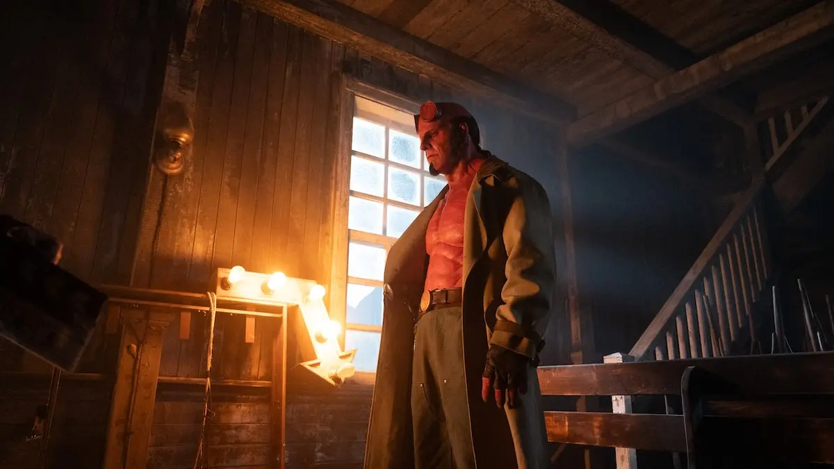 HELLBOY ヘルボーイ 捻じくれた男 短編集 マイク・ミニョーラ 映画原作本 ヘルボーイ:捻じくれた男 | マイク・ミニョーラ, リチャード