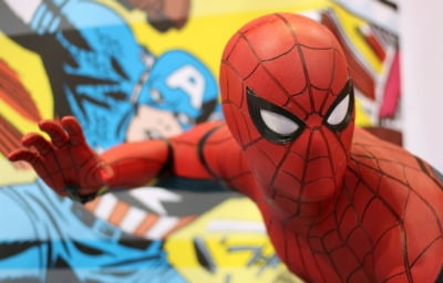 スパイダーマン