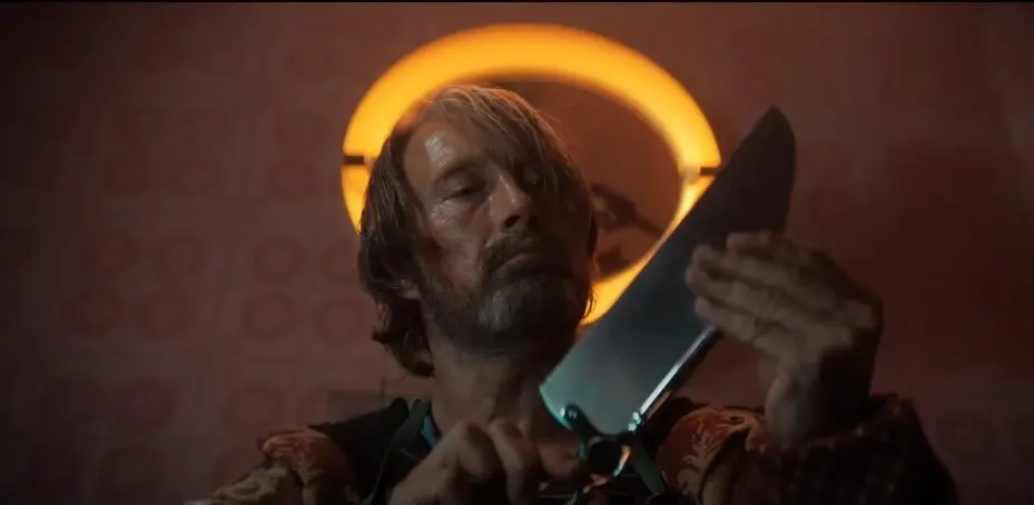 マッツ・ミケルセン暗黒極彩ファンタジー『Dust Bunny』予告編で大人の