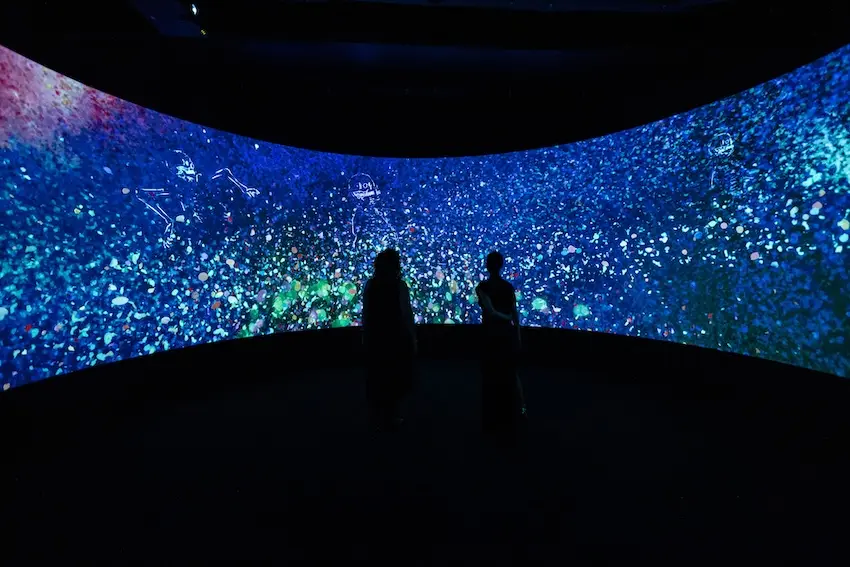 ジョニー・デップの没入型アート展「A Bunch of Stuff -Tokyo」高輪