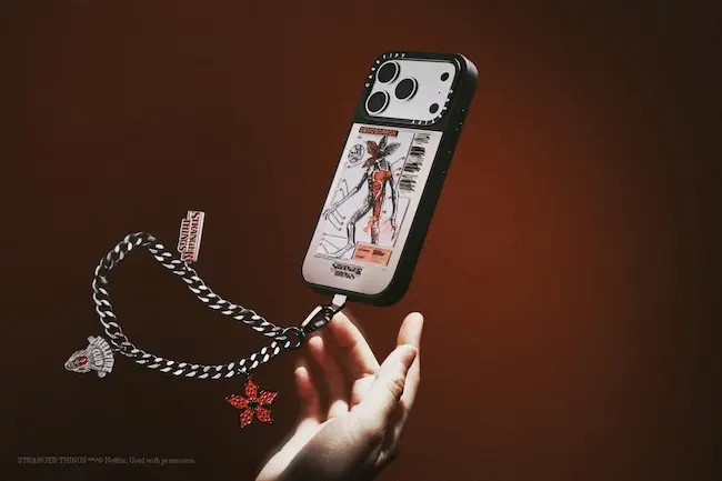 ストレンジャー・シングス」CASETiFYコラボ、スマホケースと