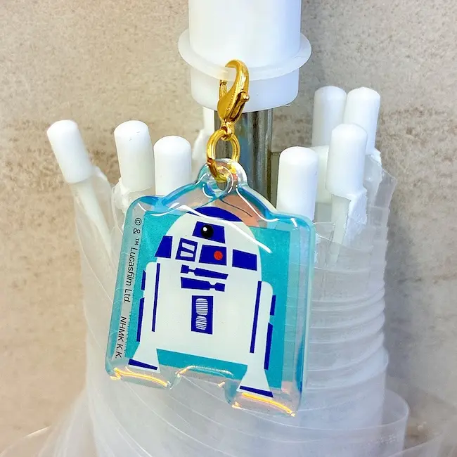 スター・ウォーズ』めじるしチャーム登場 ─ 傘やペットボトルの目印に