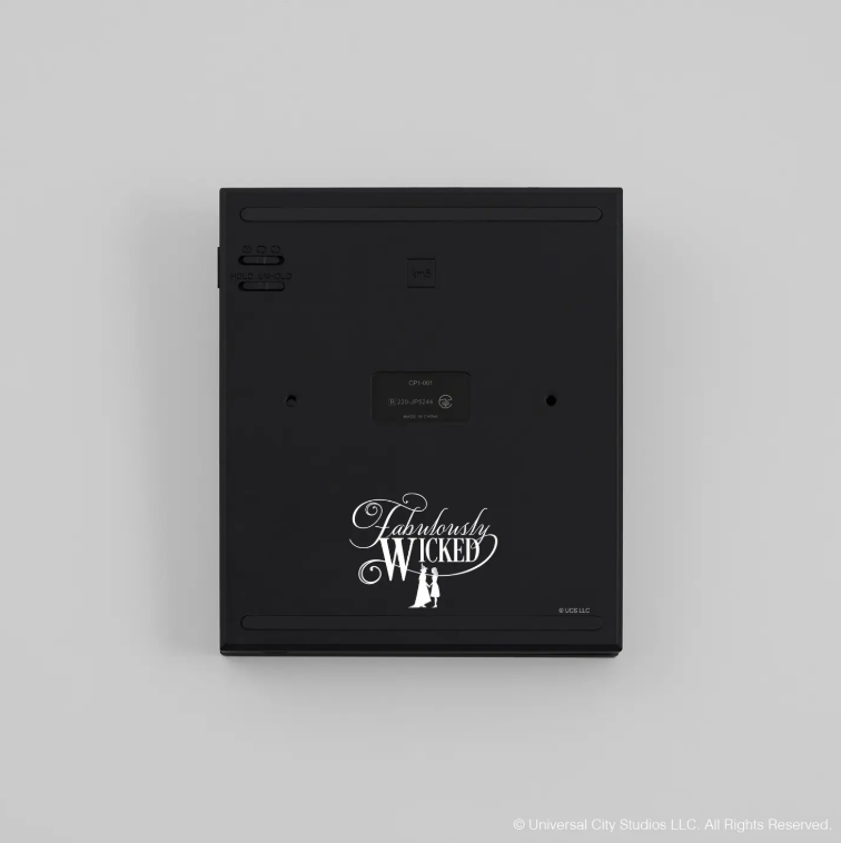 ウィキッド』公式コラボワイヤレスCDプレーヤー限定発売決定